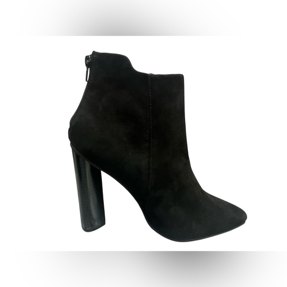 Little black boots Revamped by siren black ankle cut boot heel size 8 - Picture 3 of 10
